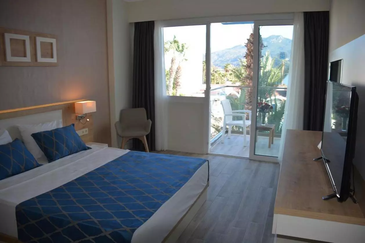 fortezzabeach_shabaviz (3).jpg